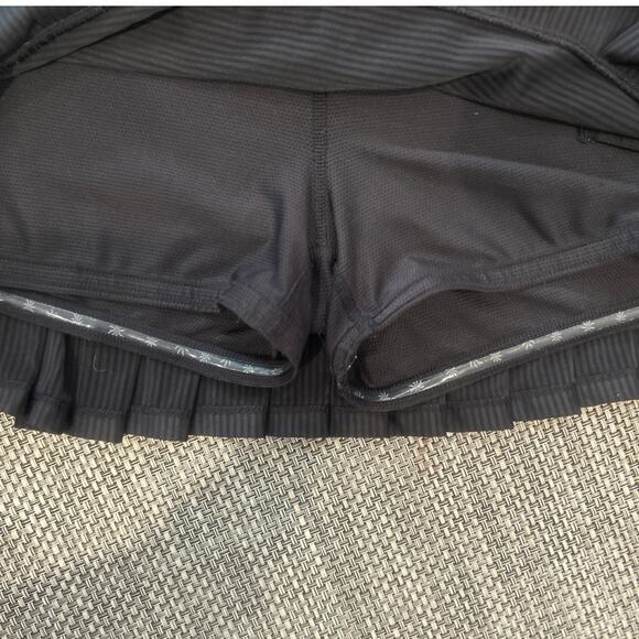 ATHLETA  Good Match Black Striped Skirt Skort Tennis Pickleball Running Active L - Picture 5 of 6